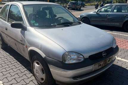 Opel Corsa 102.048 km 390 &euro; Mainz 55128