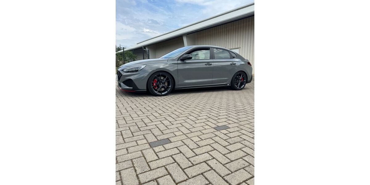Hyundai i30 40.090 km 29.999 &euro; Sulzbach 65843