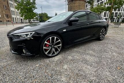 Opel Insignia 129.600 km 16.490 &euro; Flörsheim 65439