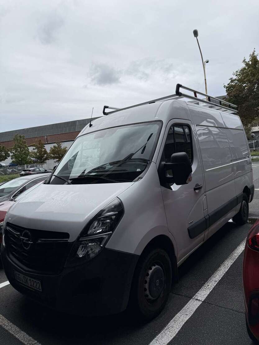 Opel Movano 96.000 km 16.500 € Rüsselsheim am Main 65428
