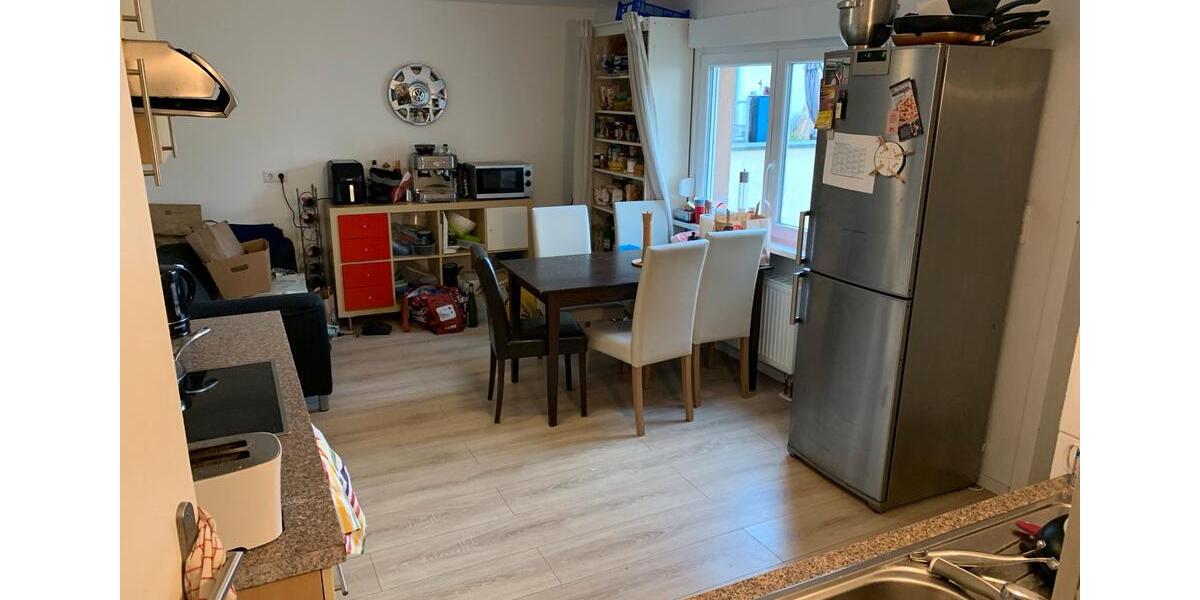Helles Zimmer in einer WG 1 zimmer
