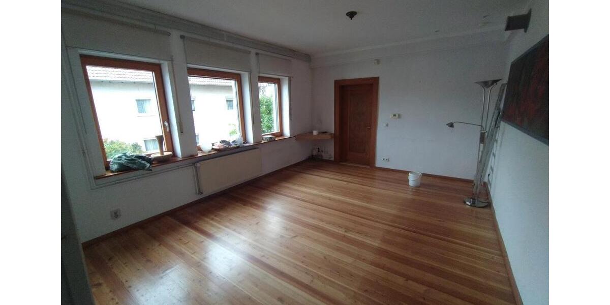 Einfamilienhaus Waldems - 7 Zimmer, 180 m&sup2;, 440.000&euro; | Angebot:27054029