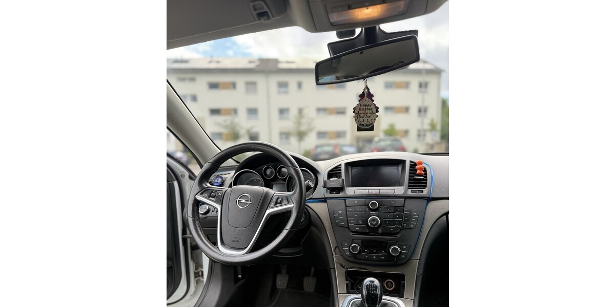 Opel Insignia 180.000 km 5.200 € Rüsselsheim am Main 65428