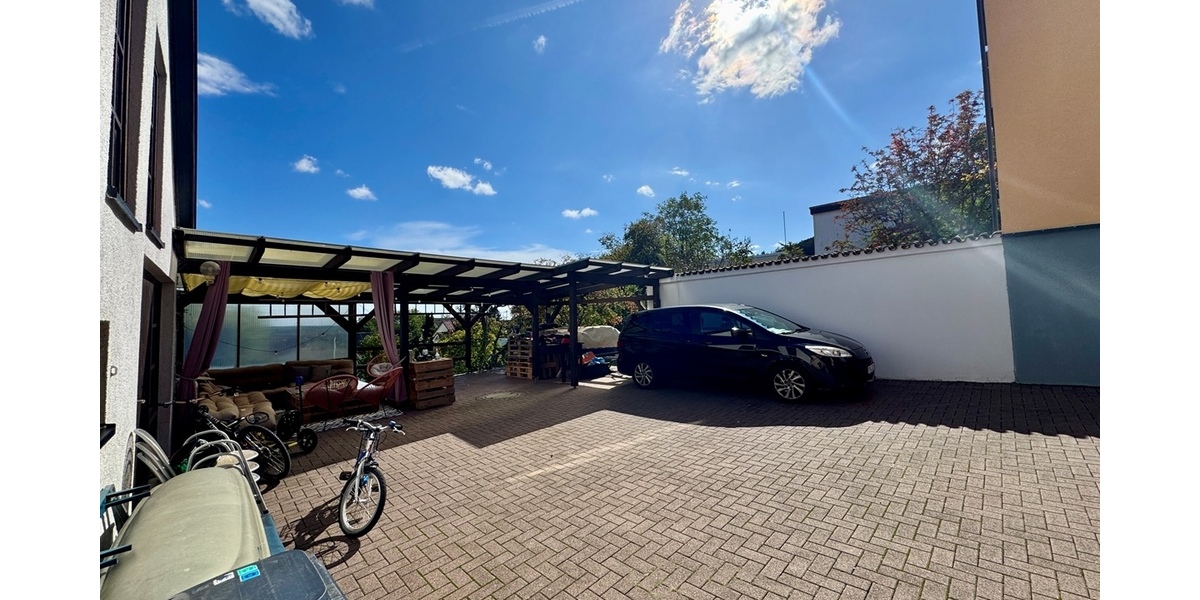 Kelkheim - Ruppertshain: Kapitalanlage! Vermietetes Einfamilienhaus in Ruhelage! 7 zimmer