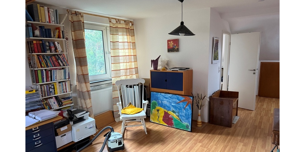 Hofheim: Familien aufgepasst!!Liebevoll gepflegte Doppelhaushälfte im Völkerviertel 7 zimmer