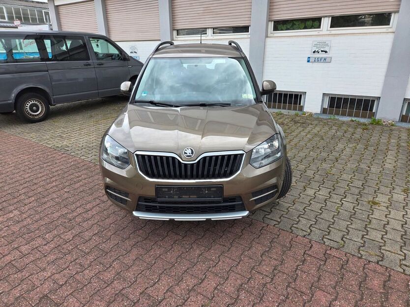 Skoda Yeti 174.000 km 6.400 € Frankfurt 60433
