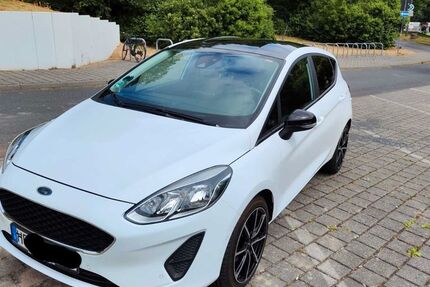 Ford Fiesta 56.500 km 10.500 € Kronberg 61476