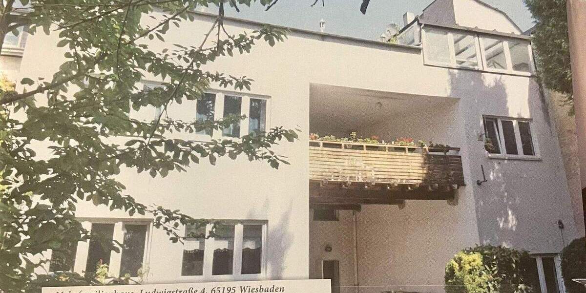 Denkmalgeschütztes 5-Parteienhaus mit großer Dachterrasse in Wiesbaden Nordost. Provisionsfrei. 1 zimmer