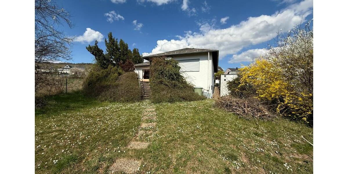 Freistehendes Einfamilienhaus inkl. 2 Appartements in Rüdesheim 6 zimmer