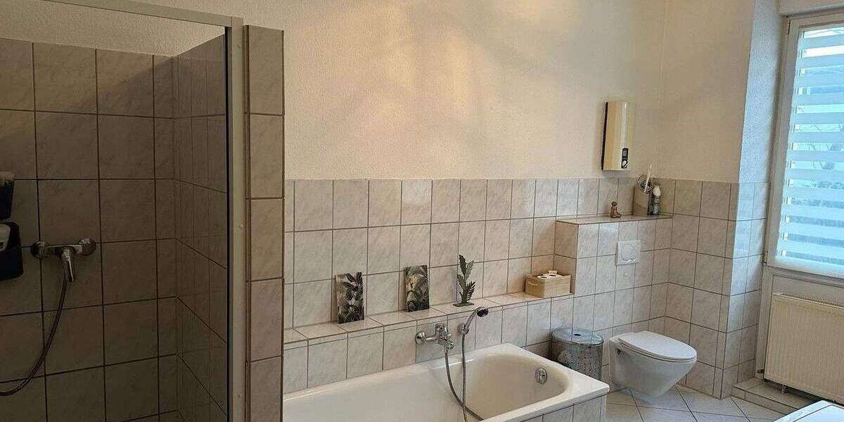 Mehrfamilienhaus, Wohnhaus Mainz Mombach - 8 Zimmer, 256 m&sup2;, 1.190.000&euro; | Angebot:24843816