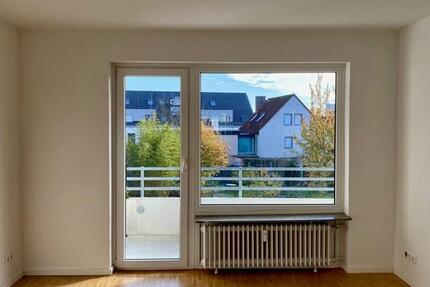 Kurzfristige Anmietung möglich - 3-Zimmer-Wohnung mit Tageslichtbad zimmer