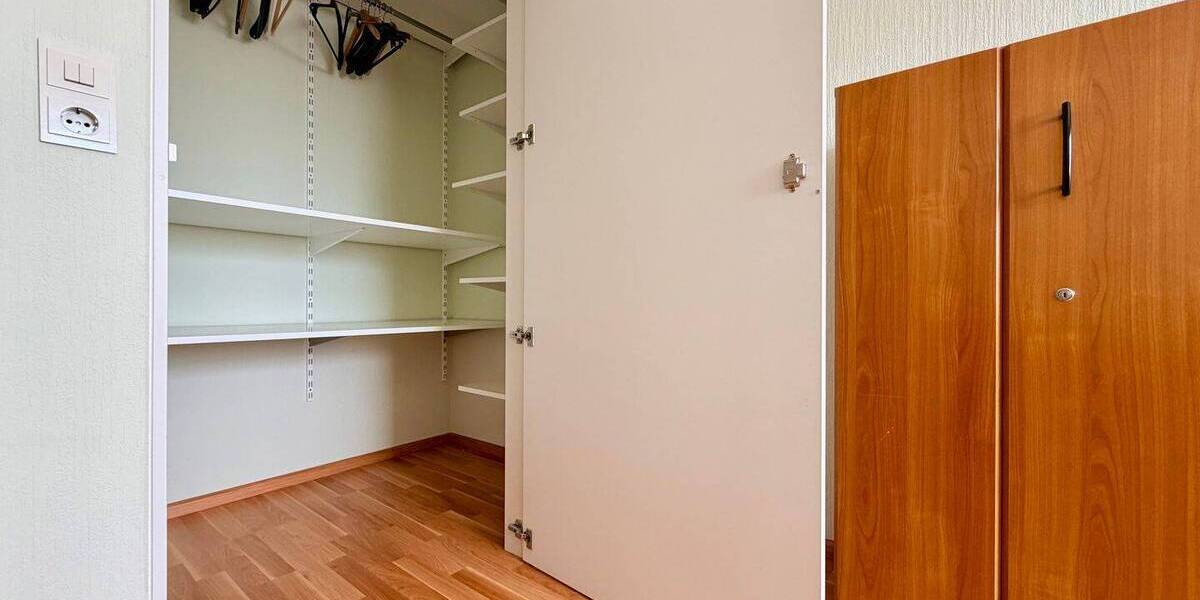 Reihenendhaus Hattersheim Okriftel - 6 Zimmer, 164 m&sup2;, 598.000&euro; | Angebot:26243683