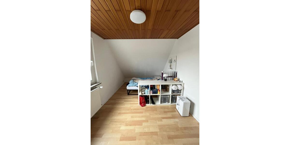2 Zimmerwohnung + gr. Küche + Bad + Kellerraum in 64546 Mörfelden 2 zimmer