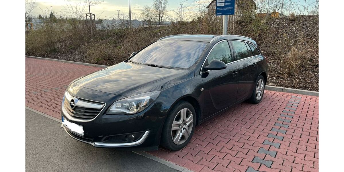Opel Insignia 153.500 km 8.900 &euro; Wiesbaden 65189