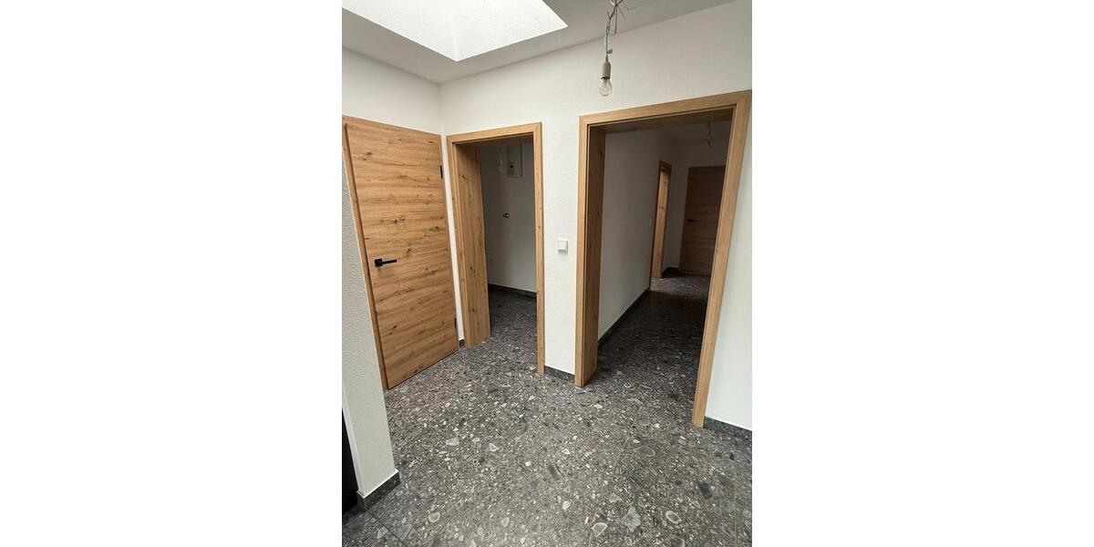 Terrassenwohnung Geisenheim - 4 Zimmer, 150 m&sup2;, 1.950&euro; | Angebot:26646552