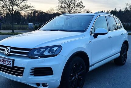 VW Touareg 198.300 km 22.220 &euro; Mörfelden-Walldorf 64546