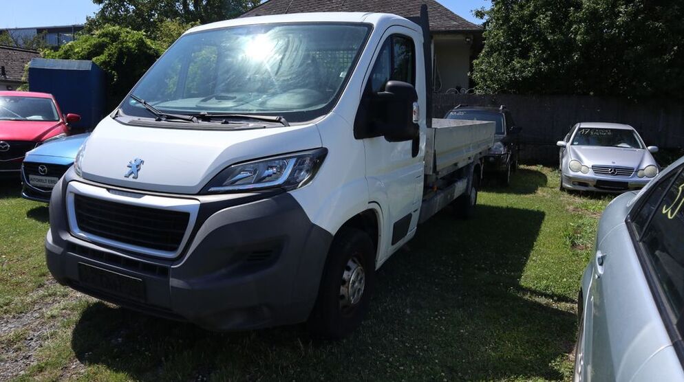 Peugeot Boxer 111.000 km 8.610 € Wiesbaden 65199