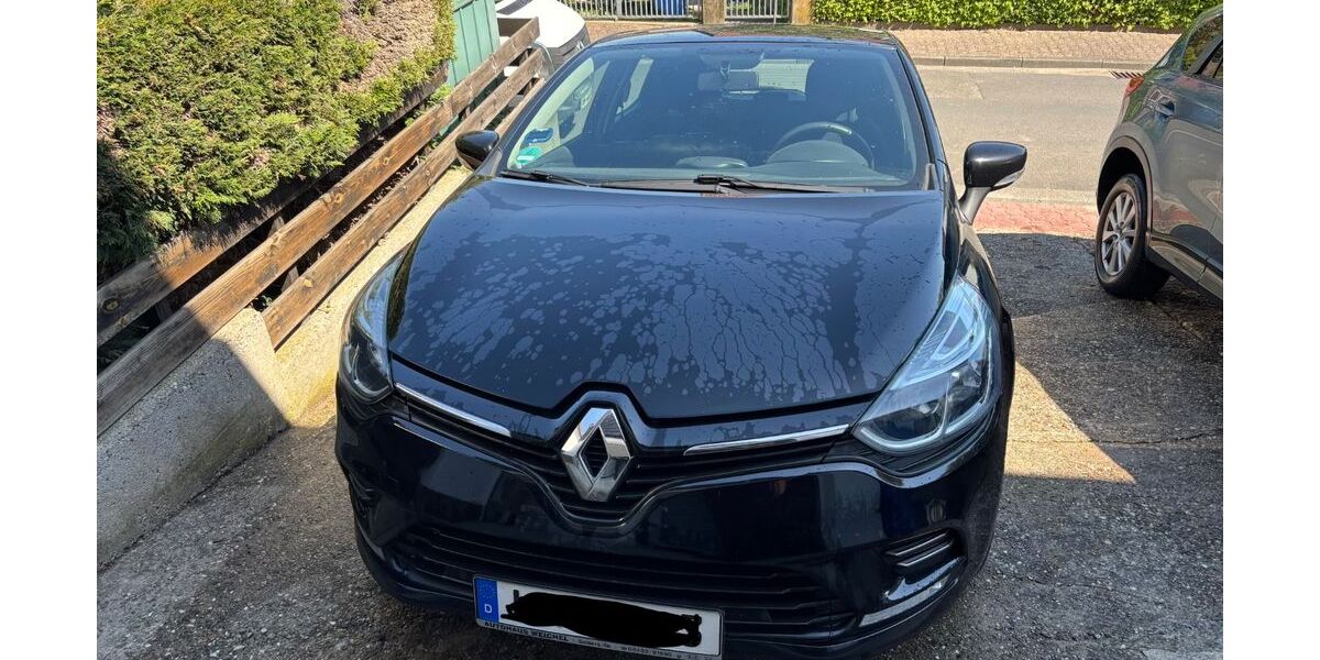 Renault Clio 76.000 km 9.000 &euro; Niedernhausen 65527