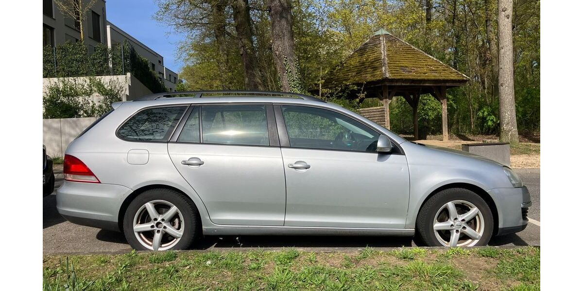 VW Golf 341.000 km 2.900 &euro; Bad Soden am Taunus 65812