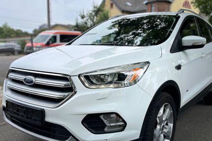 Ford Kuga 146.000 km 10.999 &euro; Wiesbaden 65203
