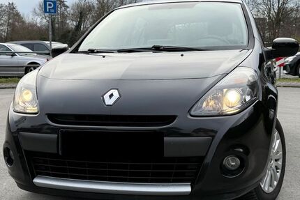 Renault Clio 100.000 km 4.499 &euro; Königstein 61476