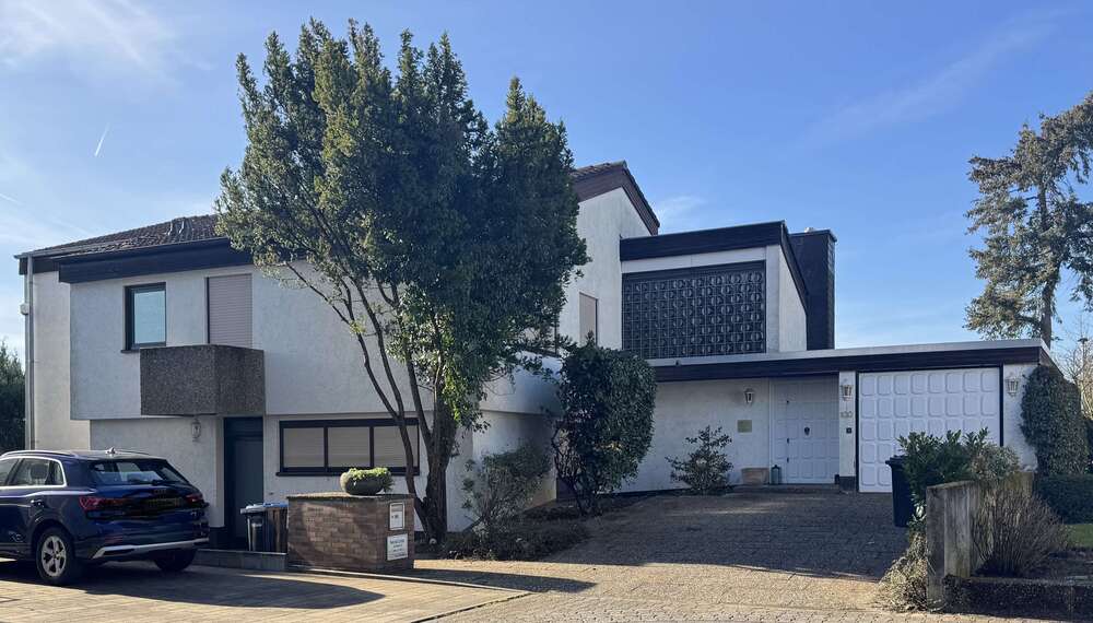 Haus zum Kaufen in Steinbach 1.000.000 € 163 m² 8 zimmer