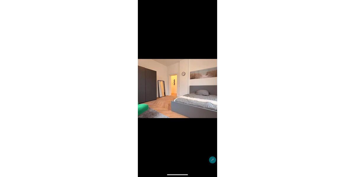 Etagenwohnung Wiesbaden Nordost - 4 Zimmer, 12 m&sup2;, 650&euro; | Angebot:26102421