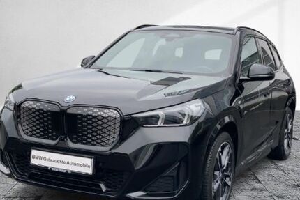 BMW iX1 28.270 km 41.180 € Frankfurt 60314
