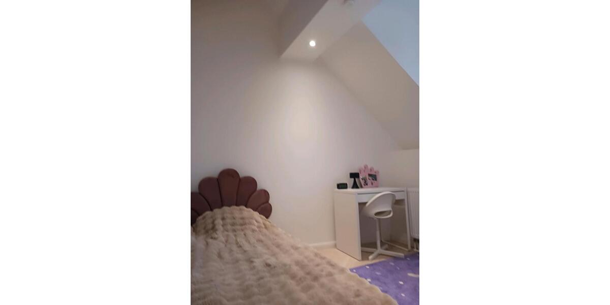 Einfamilienhaus Mainz Lerchenberg - 8 Zimmer, 200 m&sup2;, 699.000&euro; | Angebot:24831229