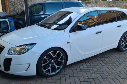 Opel Insignia 80.000 km 22.900 &euro; Groß-Gerau dornheim 64521