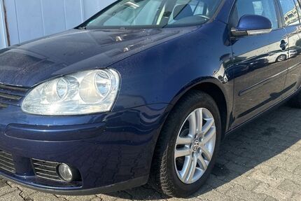 VW Golf 128.000 km 3.800 &euro; Mörfelden Walldorf 64546