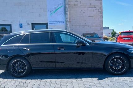 Mercedes-Benz C 200 68.275 km 28.970 &euro; Ingelheim 55218