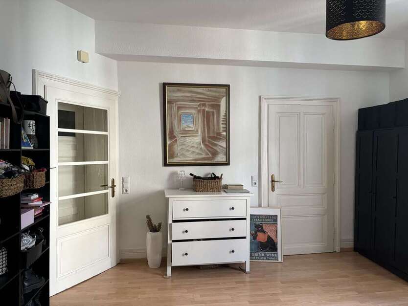 Wohnung zum Mieten in FRANKFURT 830 € 43 m²
