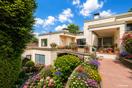 LUXURIÖSES HAUS-IN-HAUS ANWESEN MIT INDOOR-POOL IN TOPLAGE VOM KÖNIGSTEINER JOHANNISWALD - Haus Königstein | Angebot:26441626