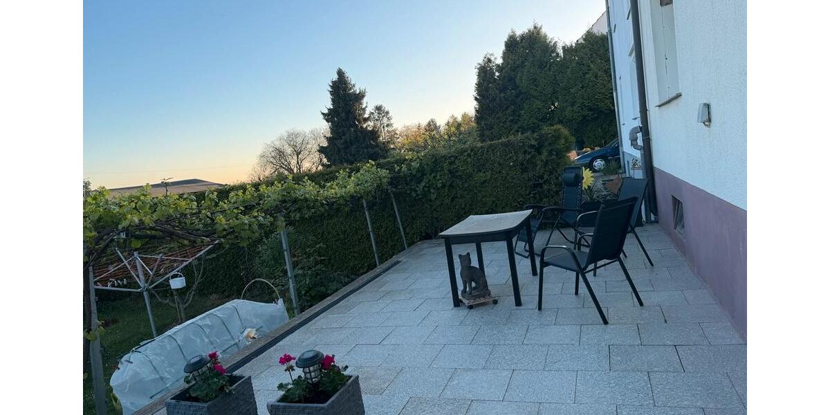 Etagenwohnung Wiesbaden Biebrich - 2 Zimmer, 50 m&sup2;, 900&euro; | Angebot:26306208