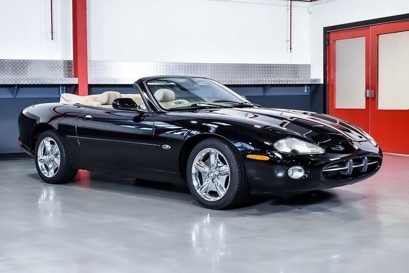 Jaguar XK8 121.767 km 7.899 € Frankfurt am Main 60529