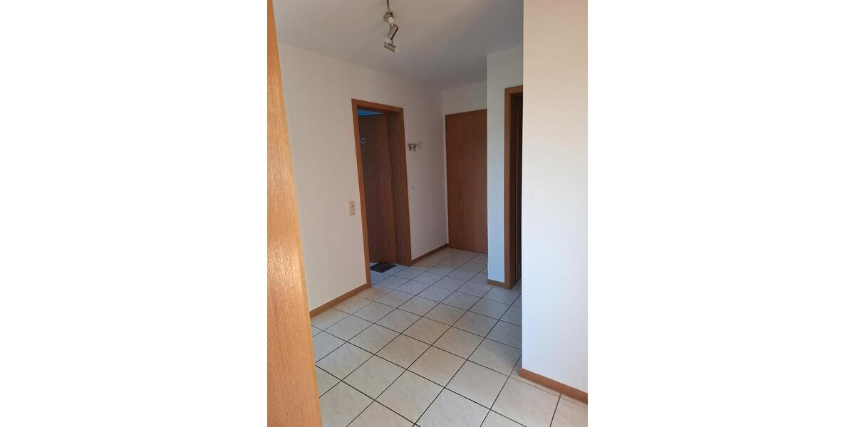 Dachgeschoßwohnung Wörrstadt - 2.5 Zimmer, 85 m&sup2;, 850&euro; | Angebot:26649221