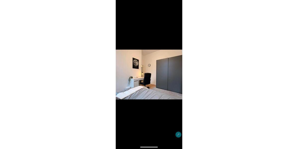 Etagenwohnung Wiesbaden Nordost - 4 Zimmer, 12 m&sup2;, 650&euro; | Angebot:26102421