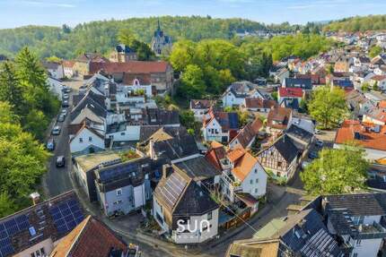 RUHIGES FAMILIENGLÜCK IM GRÜNEN - Modernisiert und sorgenfrei mit Wintergarten genießen! 5 zimmer