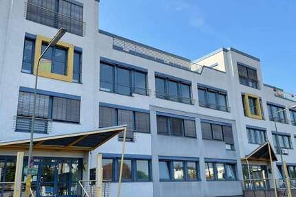 Büro in Frankfurt - Nieder-Eschbach 300 € 30 m²