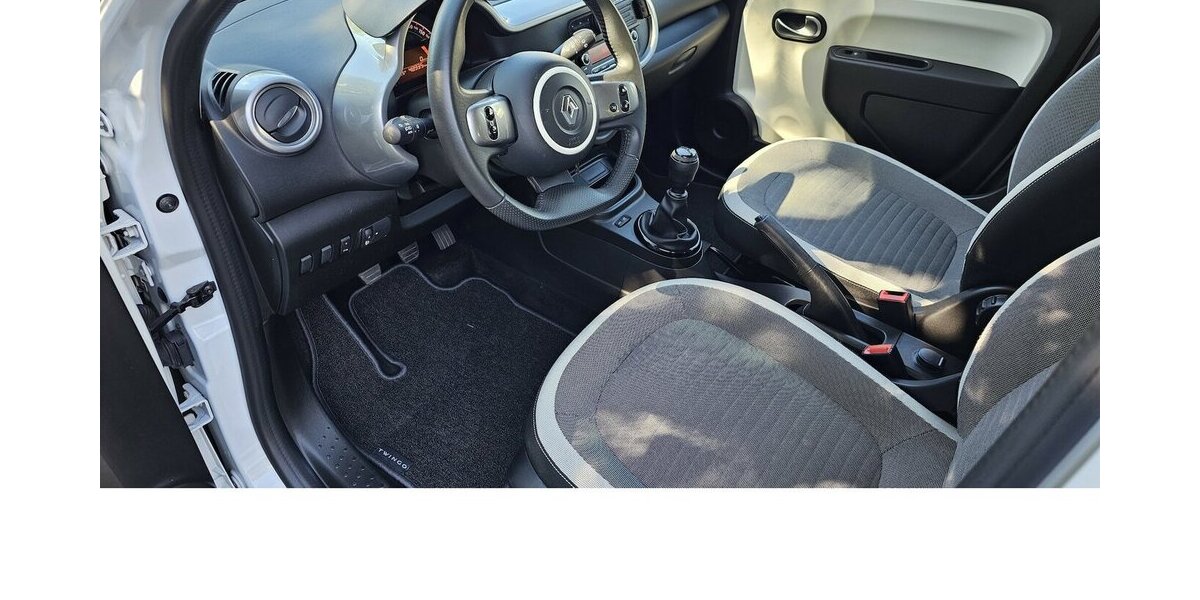 Renault Twingo Zen 48.935 km 10.945 &euro; Schwalbach/Taunus 65824