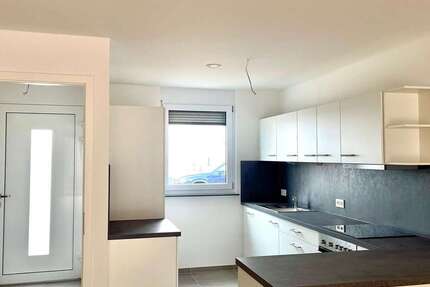 Haus Wiesbaden Mainz-Amöneburg - 5 Zimmer, 140 m&sup2;, 2.302&euro; | Angebot:26496581
