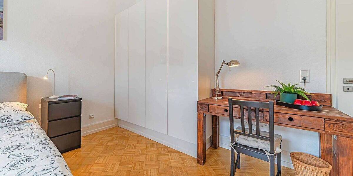 Etagenwohnung Frankfurt am Main Bockenheim - 3 Zimmer, 90 m&sup2;, 2.400&euro; | Angebot:26803848