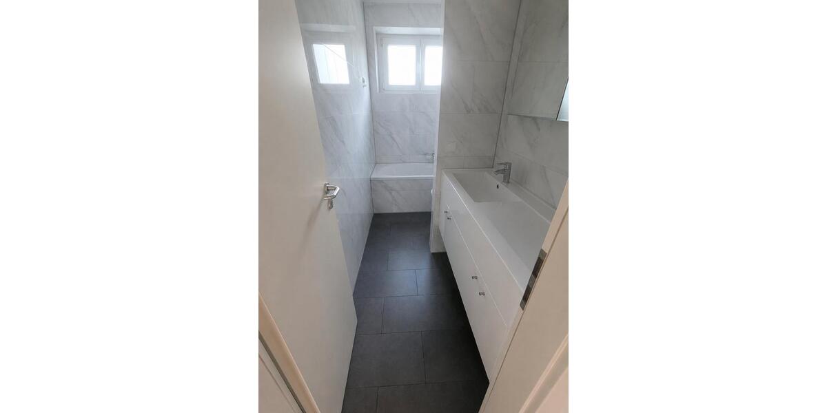 Etagenwohnung Schwalbach am Taunus - 4 Zimmer, 85 m&sup2;, 309.000&euro; | Angebot:27068464