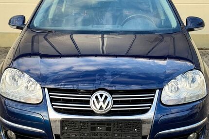 VW Golf 190.000 km 2.500 &euro; Taunusstein 65232