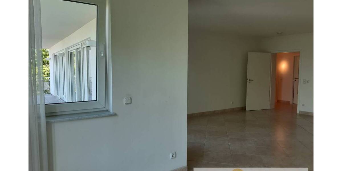 Etagenwohnung Wiesbaden Südost - 4 Zimmer, 152 m&sup2;, 1.900&euro; | Angebot:26170806