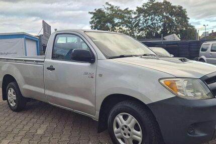 Toyota Hilux 173.000 km 11.900 &euro; Mainz-Kostheim 55246