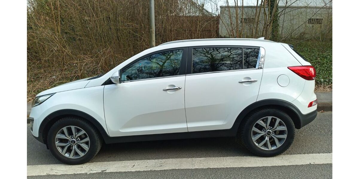 Kia Sportage 106.000 km 11.400 &euro; Wiesbaden 65199