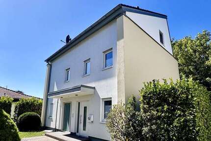 Haus zum Mieten in Wiesbaden Nordenstadt 3.550 € 215.32 m²