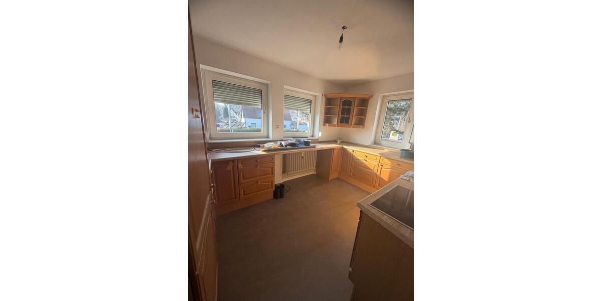 Wohnung ab 01.02.2026 Erich-Ollenhauer-Str. 4 zimmer